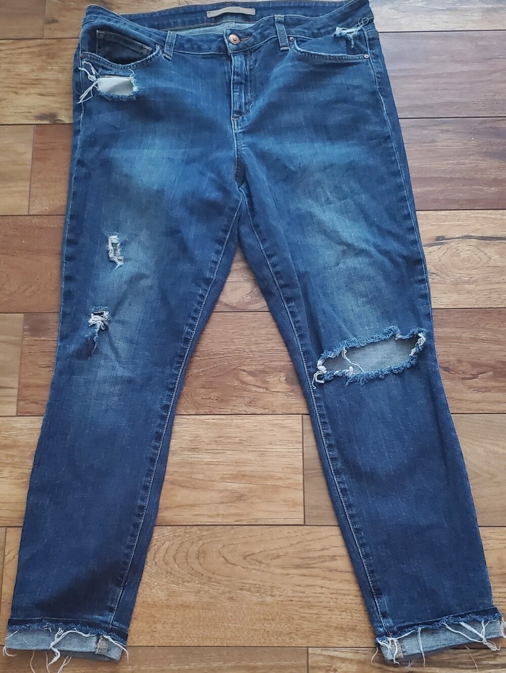 Joe's Jeans Distressed Dark Blue Cropped Jeans